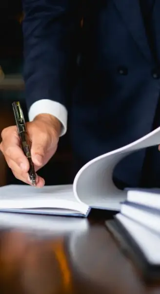 Signature d’un acte juridique au stylo plume